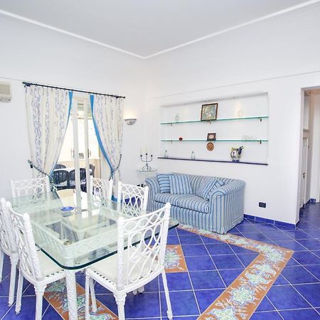 Villino Dei Gerani Villa กาปรี ภายนอก รูปภาพ